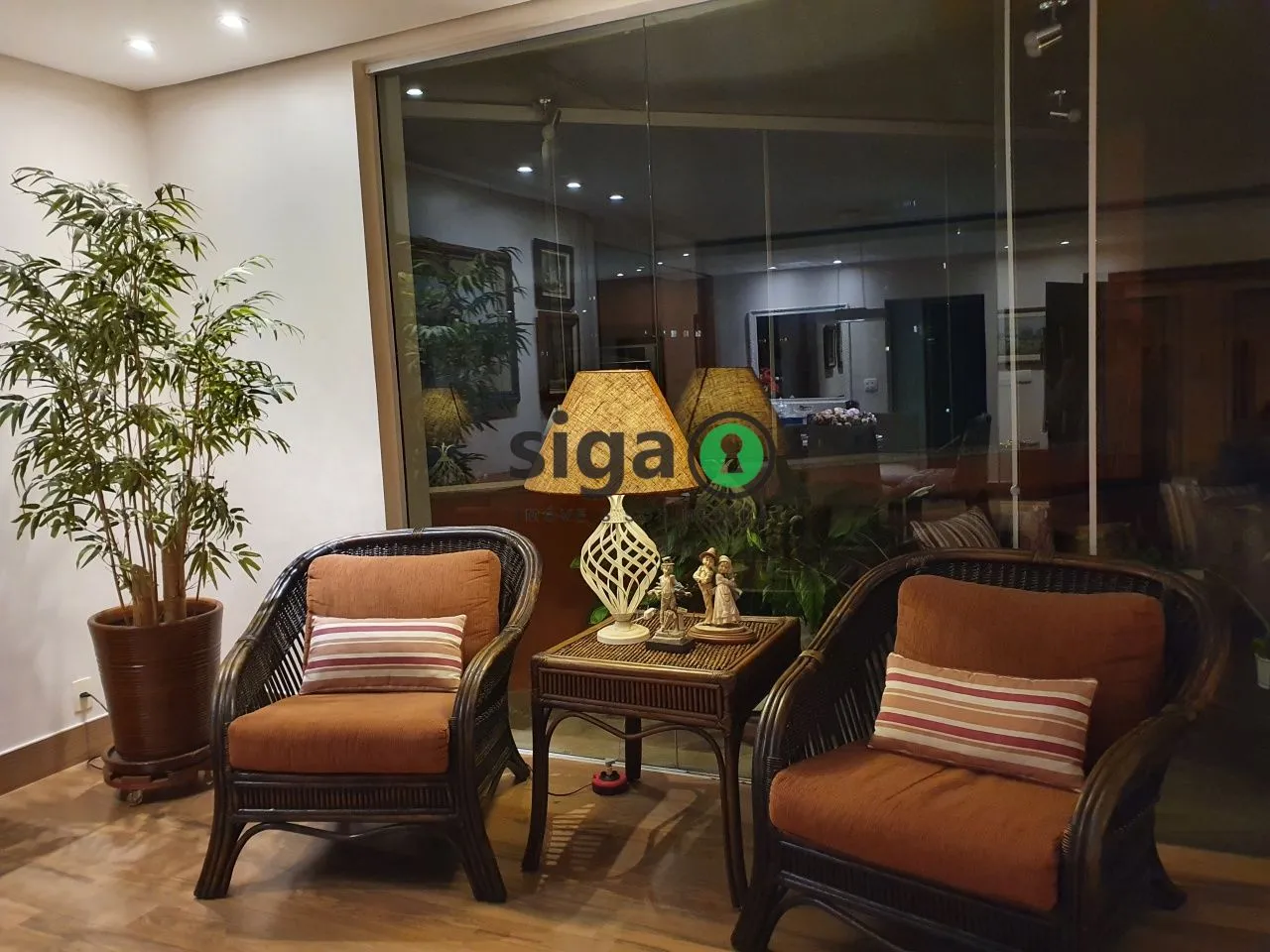 Imagem Apartamento de Alto Padrão no Morumbi - 337m², 4 Suítes, 6 Vagas e Vista Panorâmica