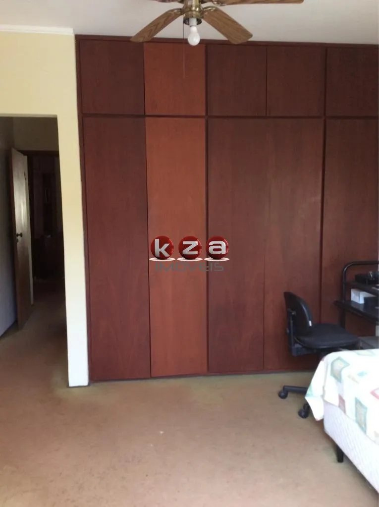 Imagem Luxuosa Casa em Condomínio à Venda em Campinas-SP, Barão Geraldo: 4 Quartos, 4 Suítes, 3 Salas, 8 Banheiros, 4 Vagas de Garagem, 880m².