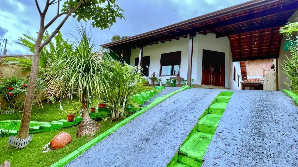 Charmosa Casa no Coração de Piedade - Conforto e Elegância em Cada Detalhe em Vila Sao Joao, PIEDADE - SP