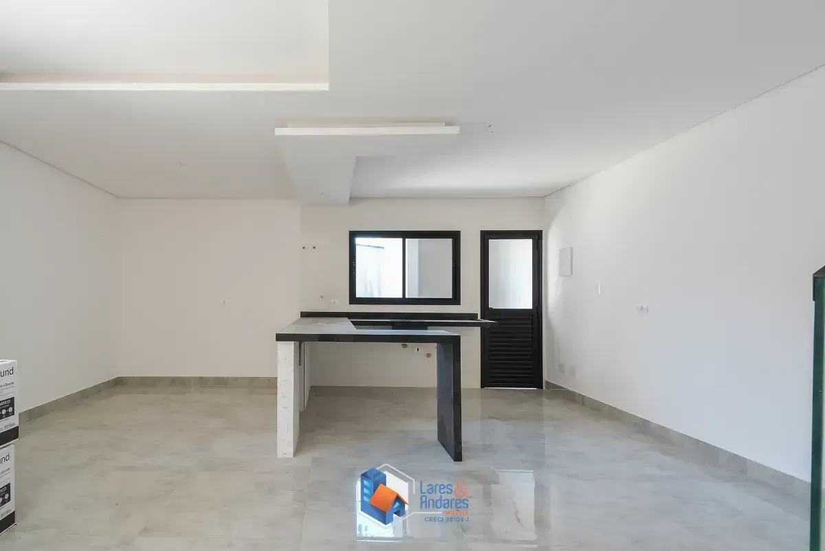 Imagem Sobrado para venda em Vila Gumercindo com 3 quartos, sendo 1 suíte, 180m²