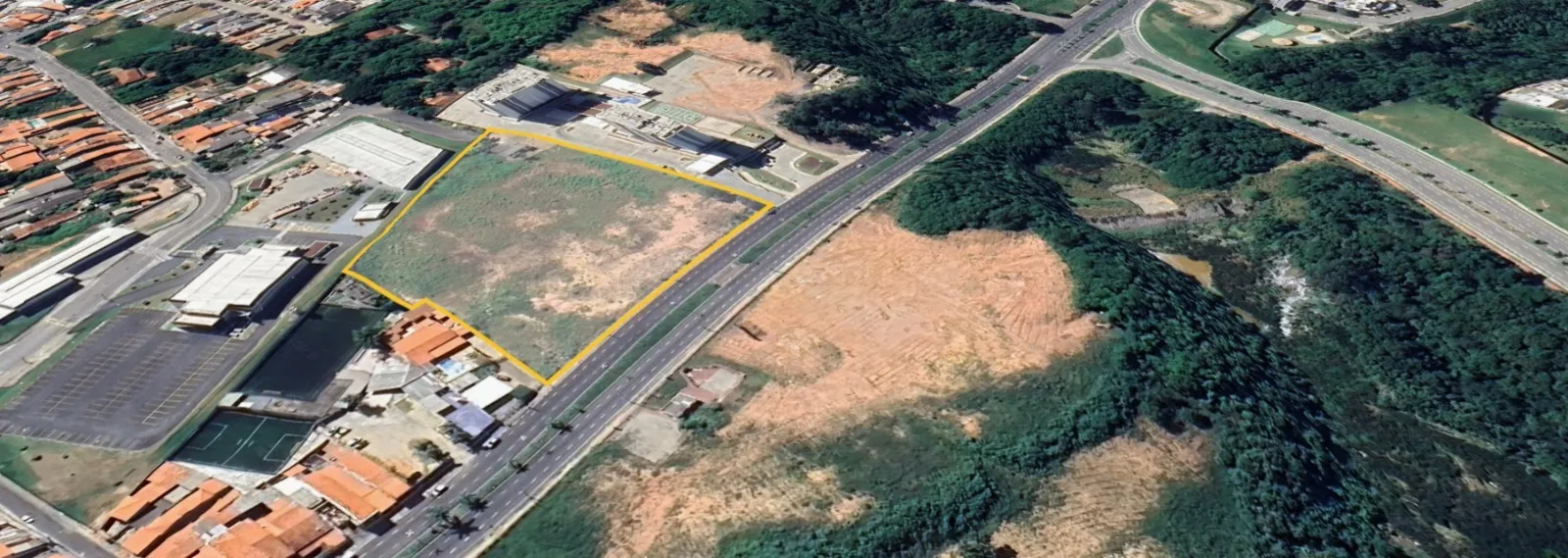 Imagem Área de 13.004m² localizada na Avenida Rogério Cassola, com características excepcionais para desenvolvimento imobiliário ou comerciais