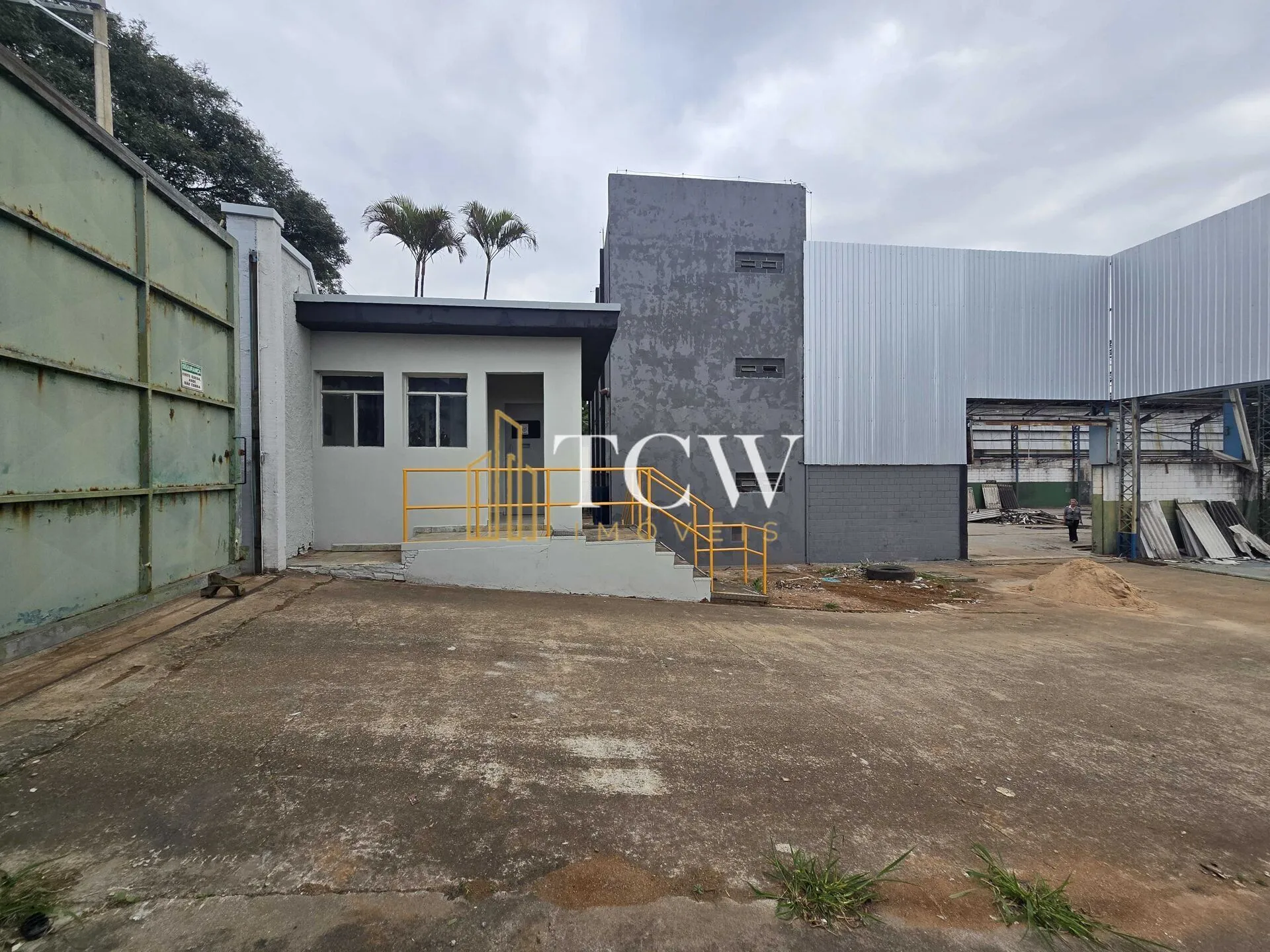 Foto do imóvel: Galpão Logístico para Locação em Guarulhos/SP | 5.480 m² | Próximo à Rodovia Presidente Dutra em Cidade Aracilia