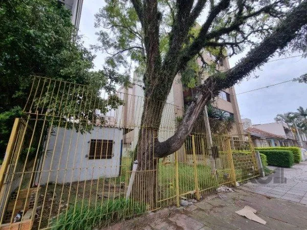 Imagem Terreno no bairro Passo da Areia - Porto Alegre | Zona Norte