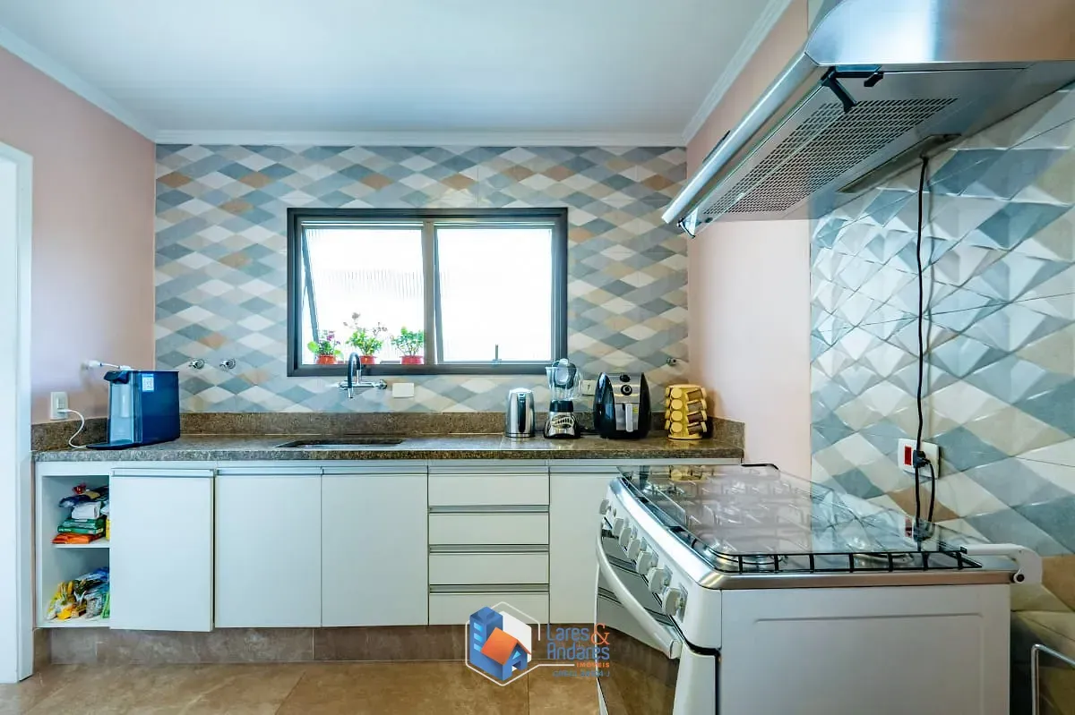 Imagem Apartamento para venda em Vila Andrade com 4 quartos, sendo 2 suítes, 180m²