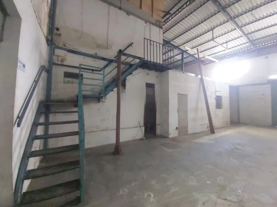 Imagem Comercial para Locação 6 Vagas, 478M², Jardim Maria Augusta, Taubaté - SP