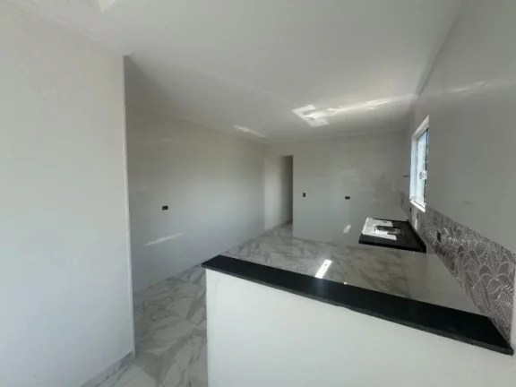 Imagem Lindo sobrado de 3 dormitórios, incluindo uma suíte, está localizado no desejado Condomínio Angela Residence, oferecendo um equilíbrio perfeito entre conforto, segurança e praticidade á venda na Imobiliaria Consulte Imoveis.