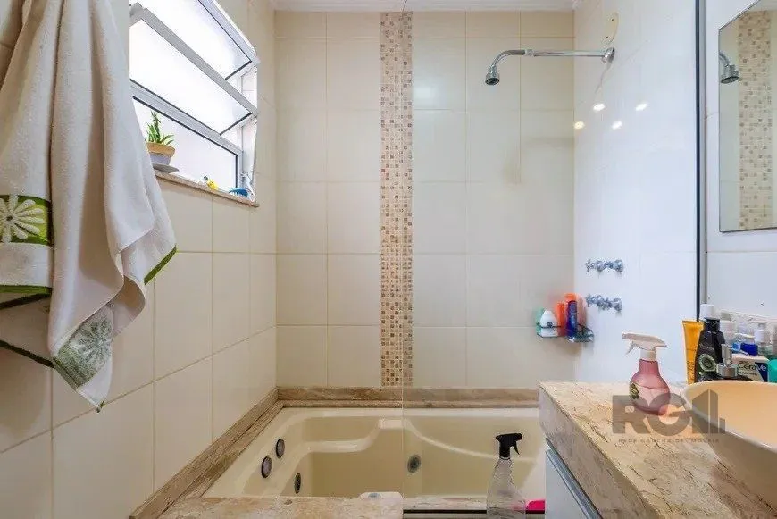 Imagem Cobertura 125m² - 3 dormitórios, 2 vagas no bairro Petrópolis