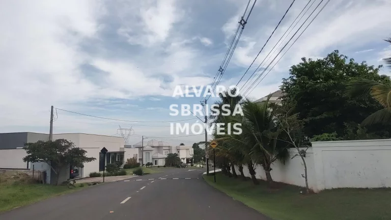 Imagem Terreno com 1 .080 m2 à venda no Condomínio Xapada Parque em Itu SP à 50 minutos de SP