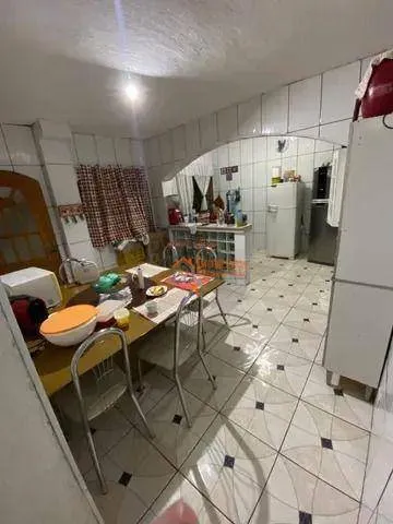 Imagem Sobrado com 3 dormitórios à venda, 380 m² por R$ 638.000,00 - Vila Rio de Janeiro - Guarulhos/SP