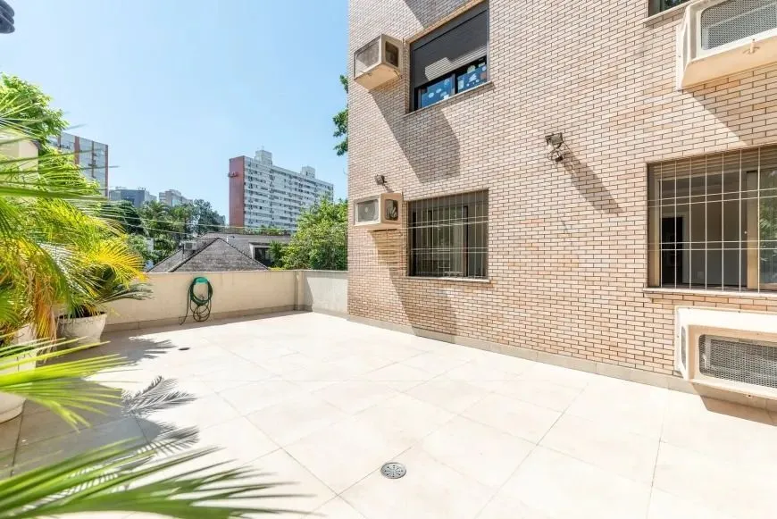 Imagem Apartamento Garden com 3 dormitórios e pátio ensolarado