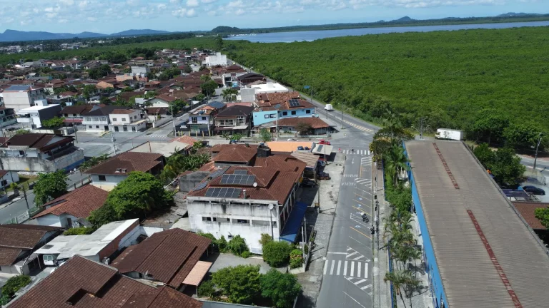 Imagem Casa , Sobrado Geminado em Joinville/SC, bairro Espinheiros