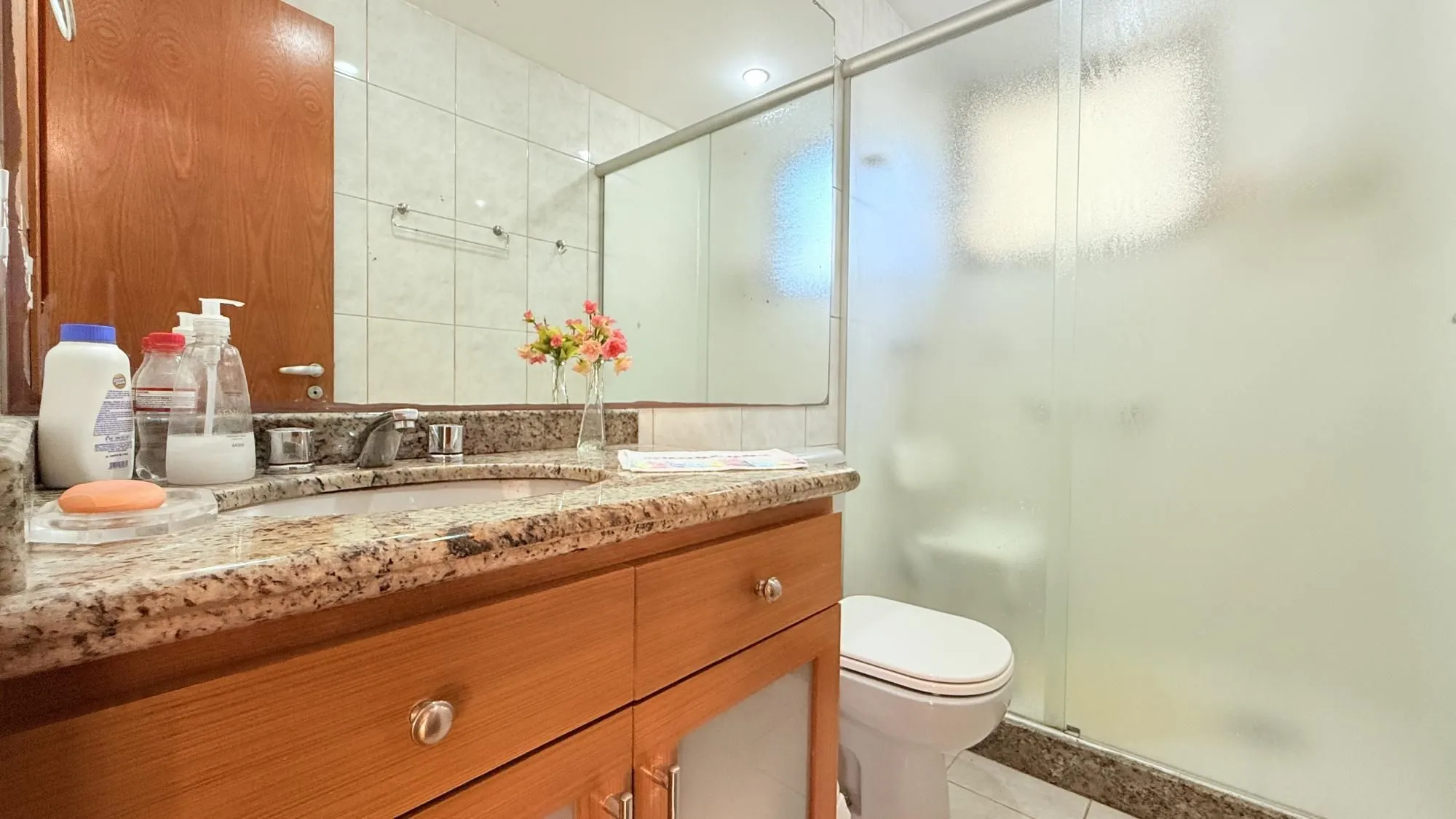 Imagem Lindo Apartamento com 3 dormitório 1 suíte com vista para o Jardim Botânico