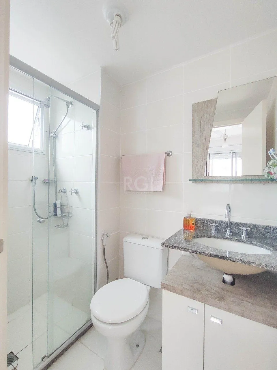 Imagem Apartamento no bairro Cristal - 3 dormitórios