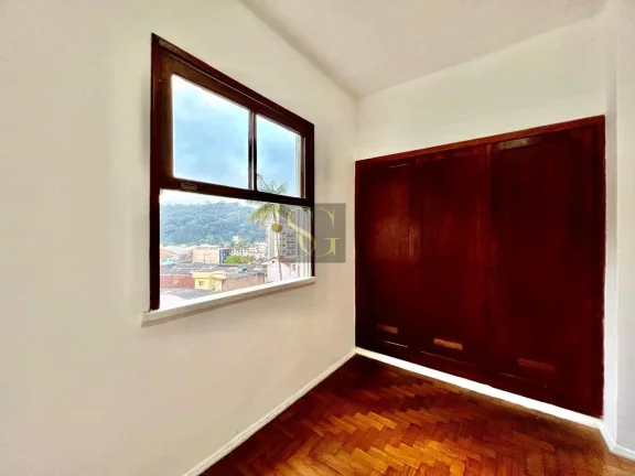 Imagem Casa para Venda em Teresópolis, Tijuca, 2 dormitórios, 1 banheiro, 1 vaga