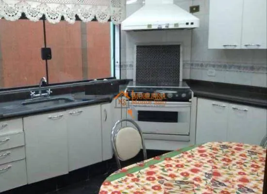 Imagem Sobrado com 3 dormitórios à venda, 200 m² por R$ 1.704.000,00 - Vila Nova Bonsucesso - Guarulhos/SP
