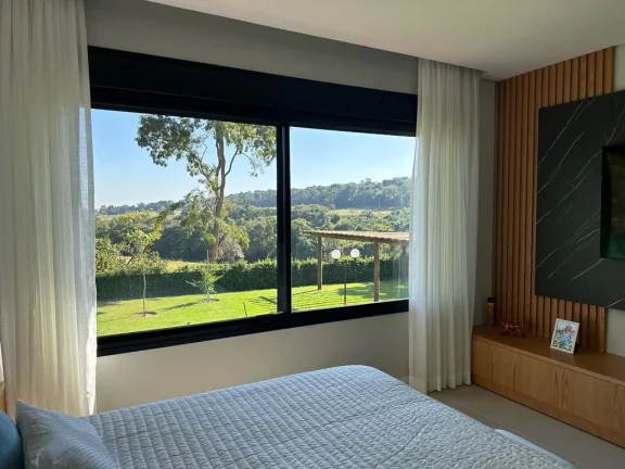 Imagem Casa Térrea Mobiliada com 4 Suítes e Piscina no Condomínio Portal dos Lagos, Boituva