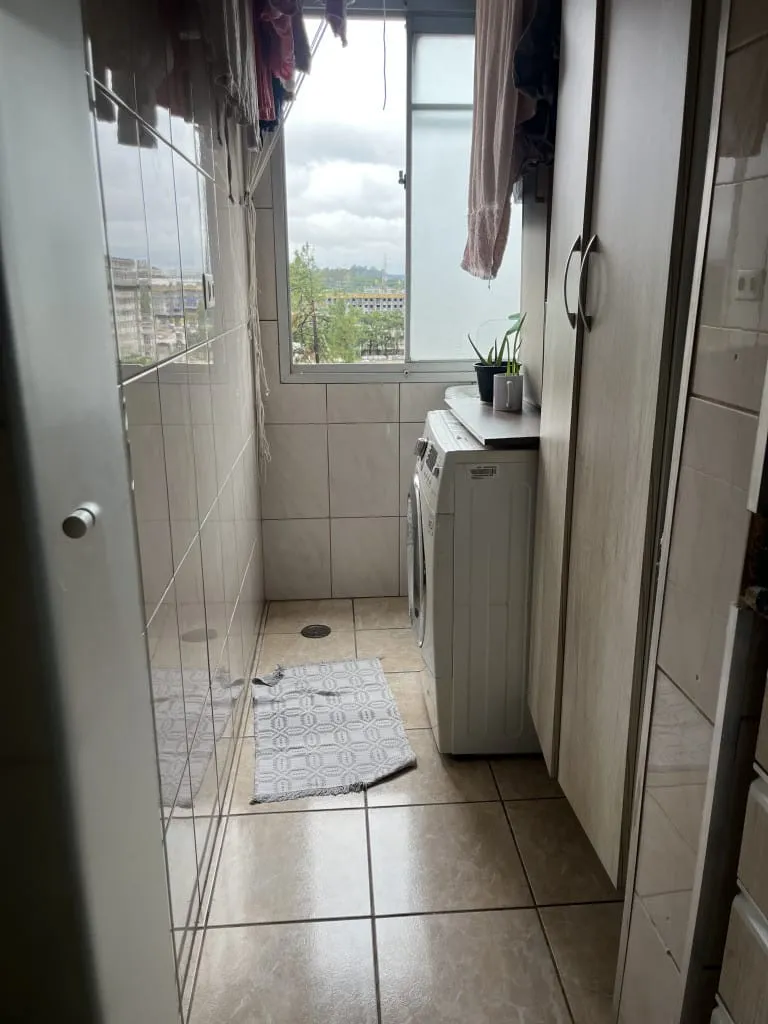 Imagem VENDO EXCELENTE APARTAMENTO NO BAIRRO VILA EMIR!