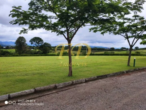 Imagem LINDO LOTE A VENDA EM CONDOMÍNIO EM PIRACAIA COM ACESSO A RE