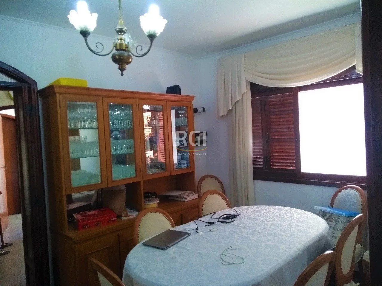 Imagem Casa para Venda - 175m², 4 dormitórios, sendo 2 suites, 2 vagas - Santa Cecília