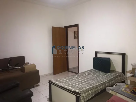 Imagem CASA NA LAJE 3 SUÍTES COND. FECHADO NO JOCKEY RUA 01 VICENTE PIRES TERRENO DE 875M²