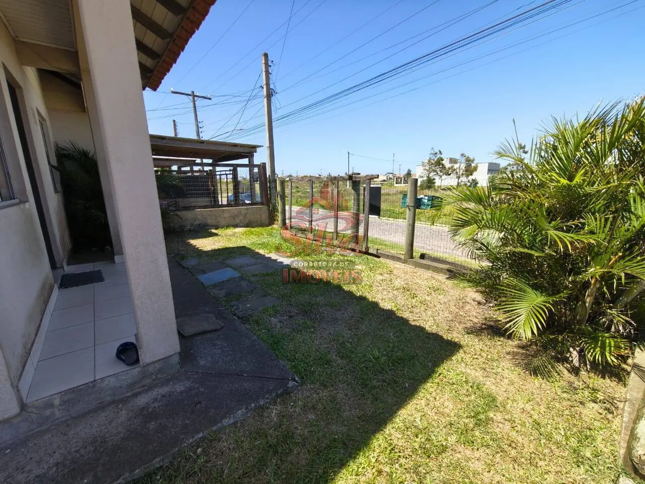 Imagem C170 | Geminado de esquina 2 dormitórios à venda em Imbé a 350m do mar