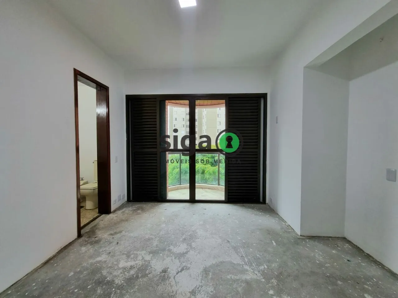 Imagem VENDE no Morumbi (Vila Suzana) Apartamento com 4 suítes, 4 Vagas + Depósito