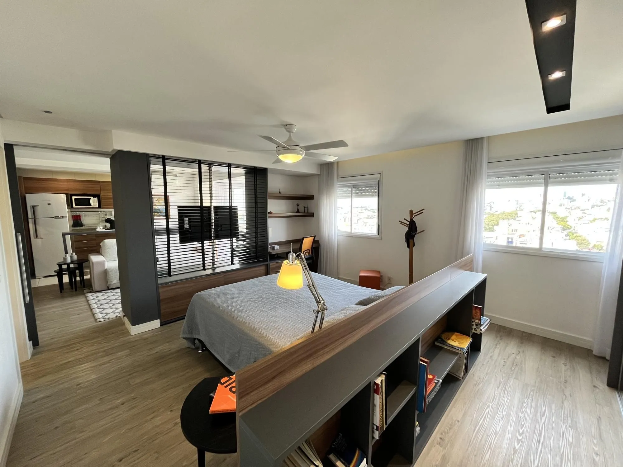 Imagem Apartamento de 2 quartos, transformados em 1 e vaga de garagem bairro S. Geraldo