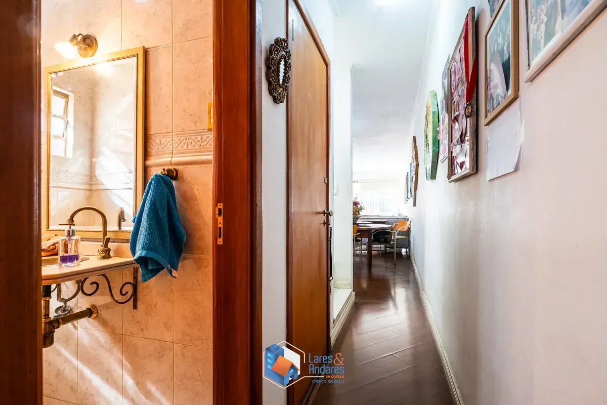 Imagem Sobrado para venda em Vila Mariana com 3 quartos, sendo 1 suíte, 212m²