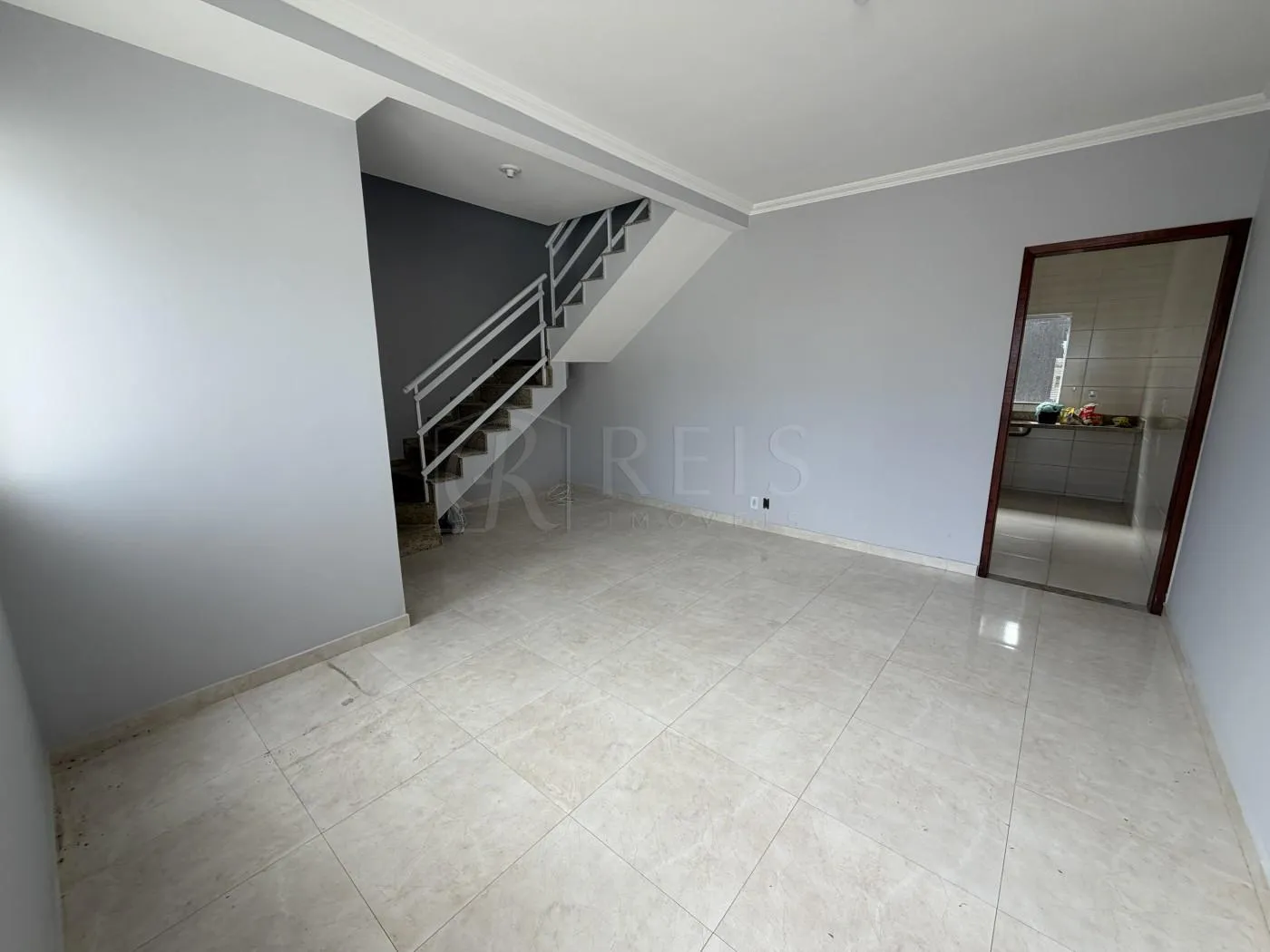 Imagem Casa para Venda em Rio das Ostras, Chácara Mariléa, 2 dormitórios, 2 suítes, 3 banheiros, 1 vaga
