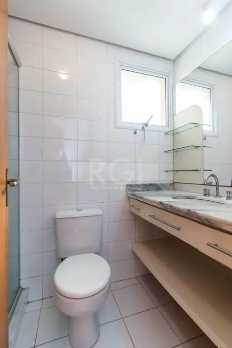 Imagem Apartamento para comprar com 2 dormitórios, 66,86 m² por R$ R$ 669.500,00 - Petrópolis - Porto Alegre/RS