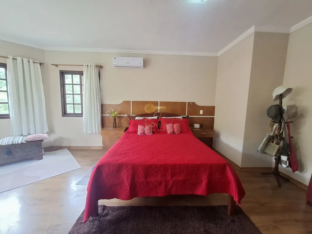 Imagem Casa para Venda em Teresópolis / RJ no bairro Parque do Imbui