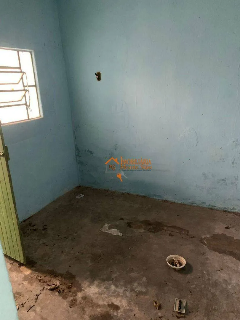 Imagem Casa com 5 dormitórios à venda por R$ 340.000,00 - Jardim Cumbica - Guarulhos/SP