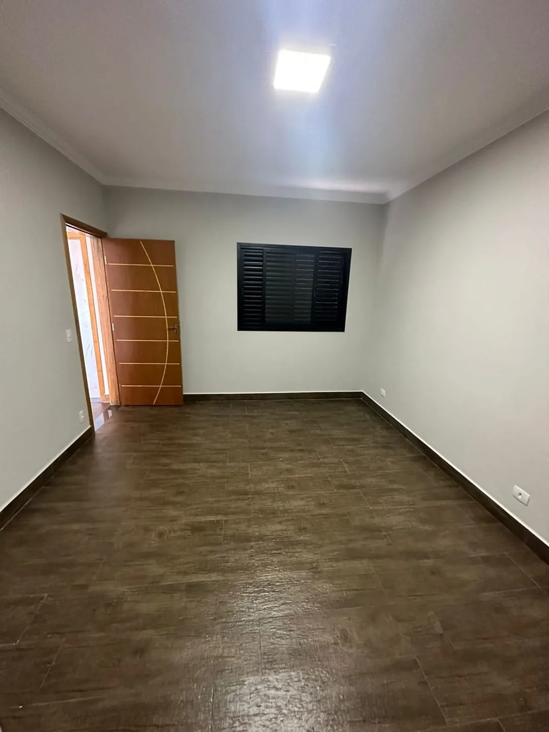 Imagem Casa à venda 3 Quartos, 1 Suite, 2 Vagas, 176M², Loteamento Residencial e Comercial Flamboyant, Pindamonhangaba - SP