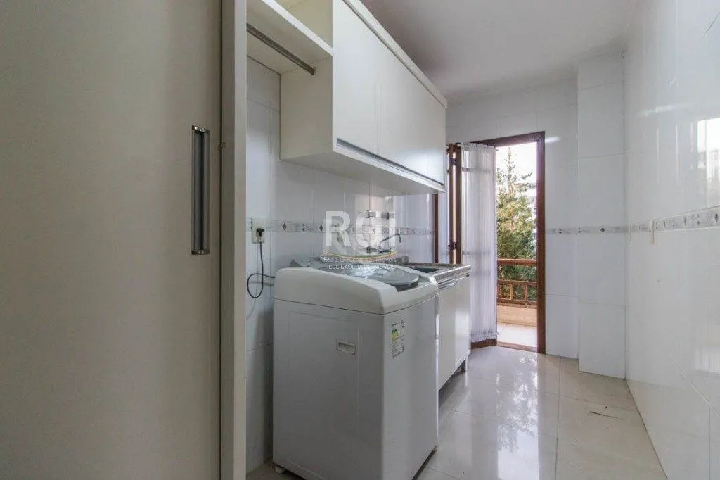 Imagem Sobrado para Venda - 499.98m², 4 dormitórios, sendo 3 suites, 4 vagas - Jardim Ipiranga
