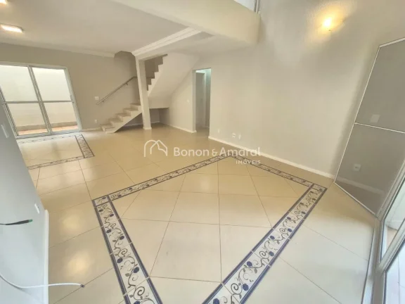 Imagem Sobrado de 202 m² à venda em condomínio exclusivo com apenas 12 casas, localizado no bairro Santa...