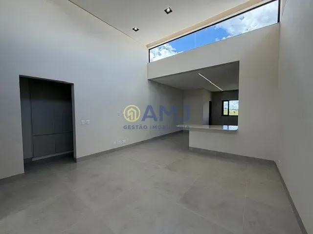 Imagem CASA TÉRREA À VENDA | COND. VALE VERDE