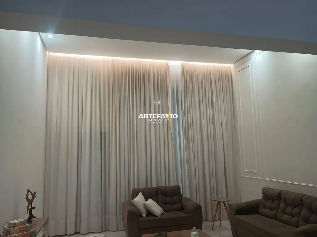 Imagem Sítio à venda em Patrocínio Paulista, Centro, com 3 quartos, 1400m2