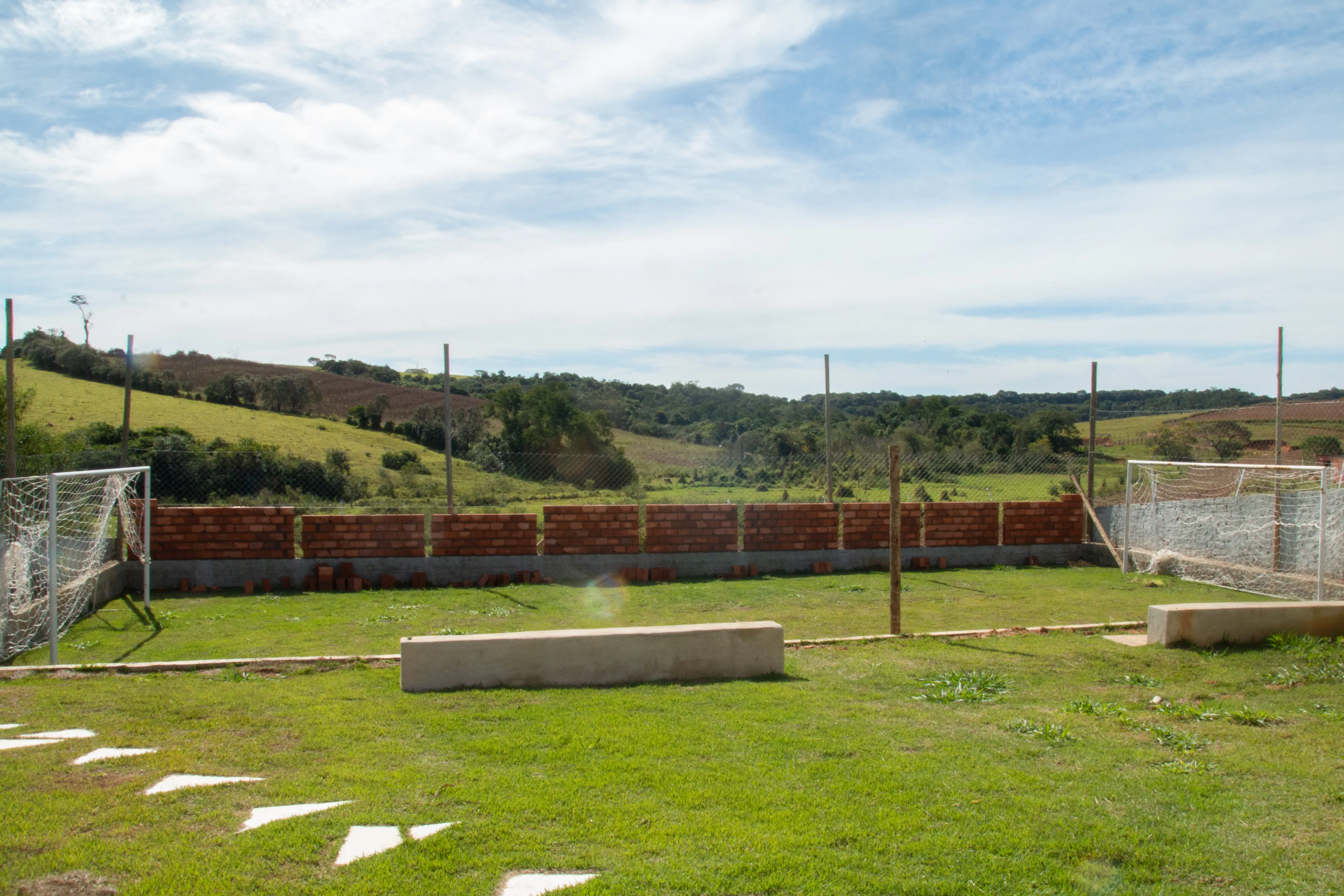 Imagem Chácara em Araçoiaba da Serra com 277,23m² de Área Construída, 7 Dormitórios e Piscina Completa
