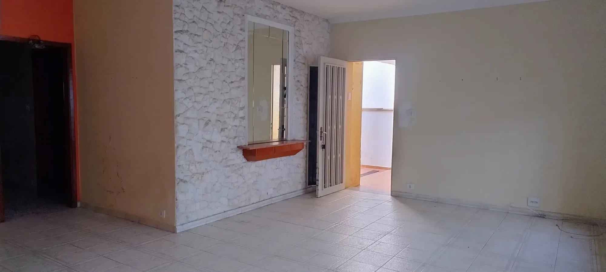 Imagem Casa com 2 Quartos à Venda, 160 m² em Vila Adelaide Perella - Guarulhos