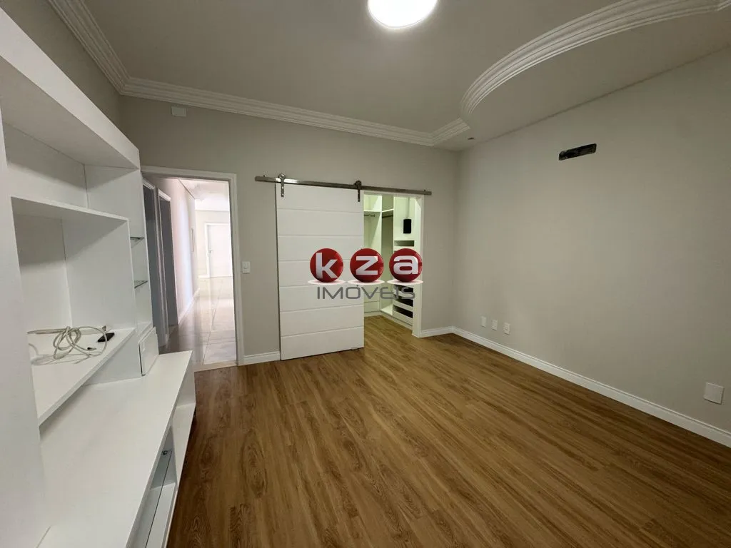 Imagem EXCLUSIVIDADE, SOFISTICAÇÃO E LOCALIZAÇÃO PRIVILEGIADA | Residência de Alto Padrão com 4 Suítes no Condomínio Morada das Nascentes ? Valinhos