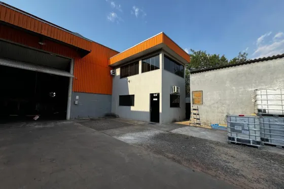 Foto do imóvel Salão Comercial 2000m Umuarama-PR 351