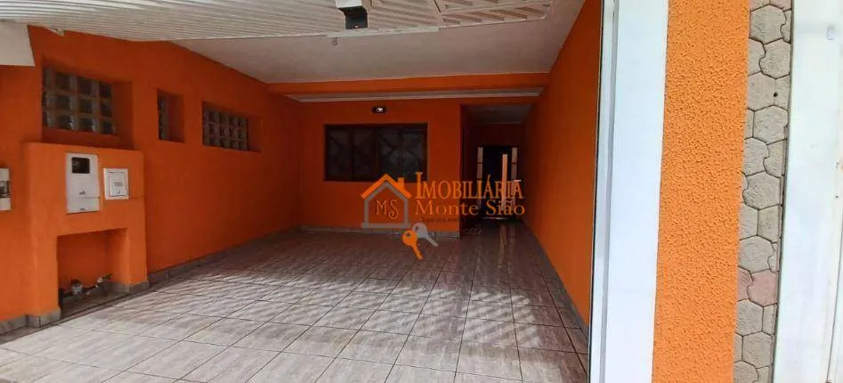 Imagem Sobrado com 3 dormitórios à venda, 220 m² por R$ 860.000,00 - Parque Renato Maia - Guarulhos/SP