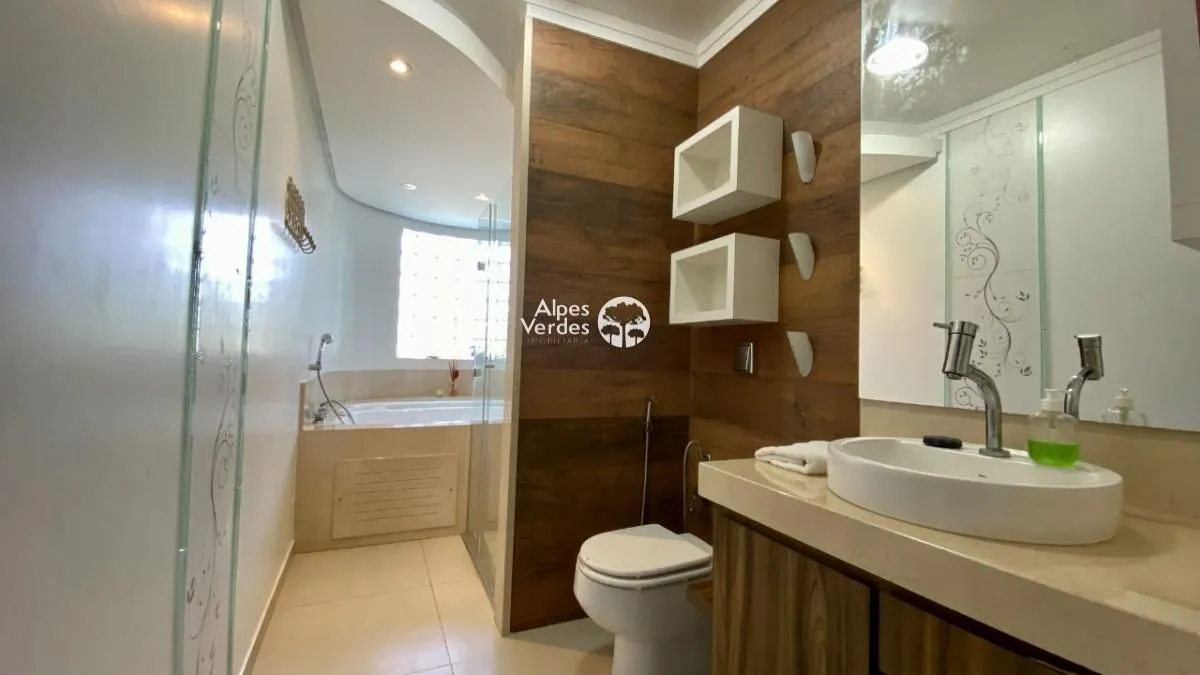 Imagem Vende-se casa totalmente mobiliada em Três Coroas-3 Quartos- R$3.200.000,00