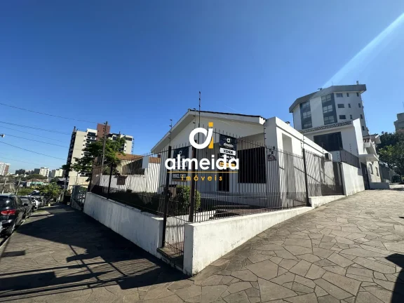 CASA EXCELENTE EM BAIRRO NOBRE