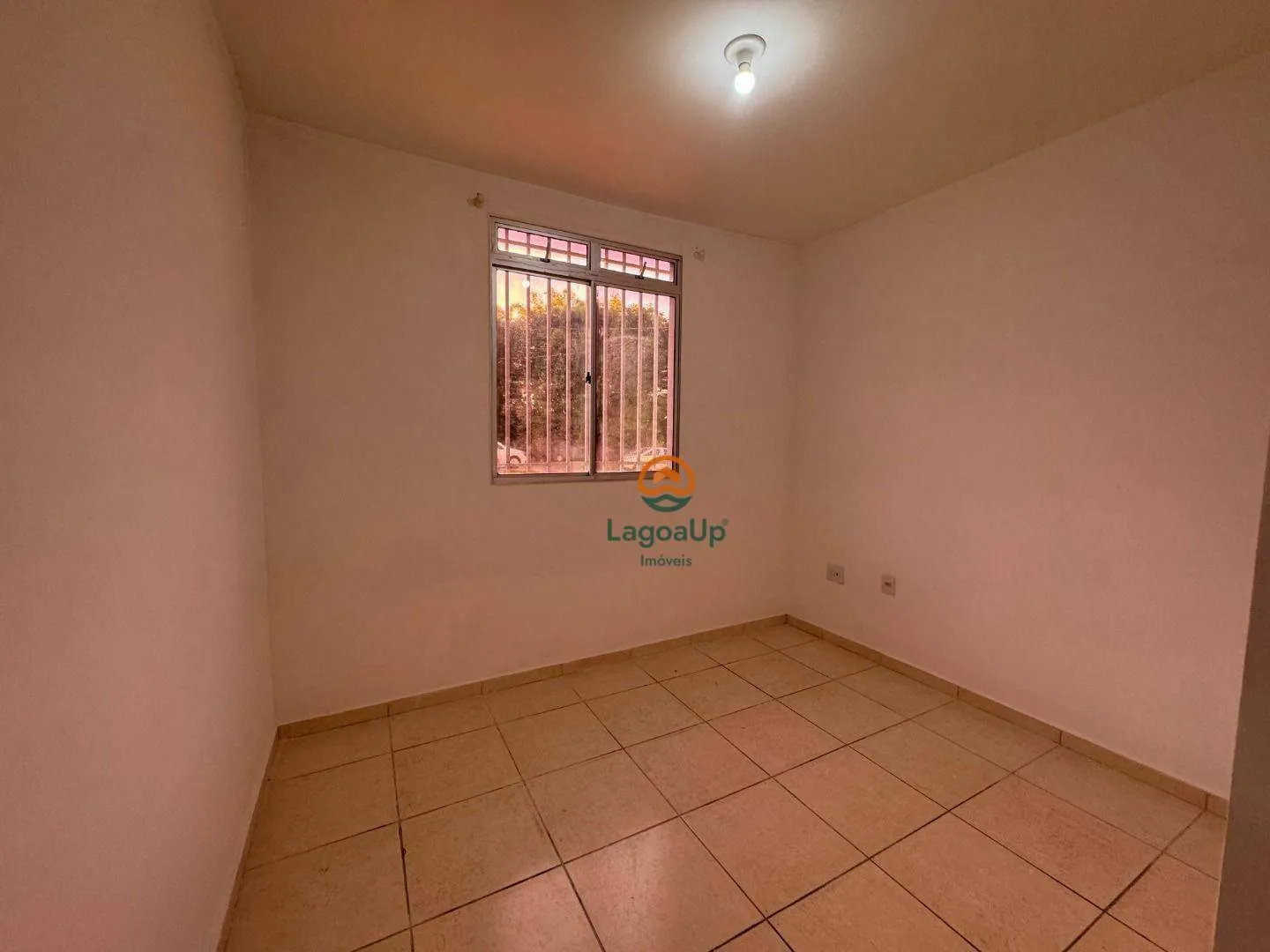Imagem Apartamento com 2 dormitórios à venda, 55 m² por R$ 280.000 - Centro - Lagoa Santa/MG