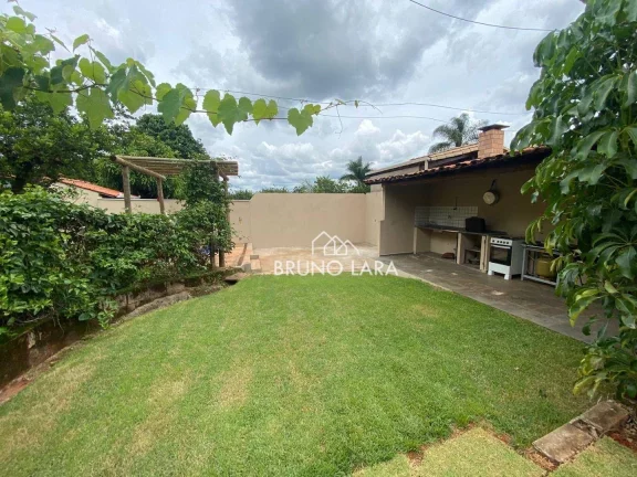 Imagem Casa com 3 dormitórios à venda, 250 m² por R$ 800.000,00 - Condomínio Fazenda Solar - Igarapé/MG