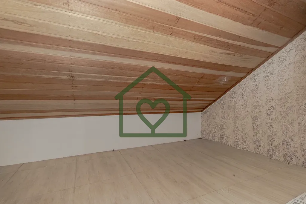 Imagem Gostaria de apresentar uma excelente oportunidade de imóvel: uma casa estilo sobrado com 92 m² de ...