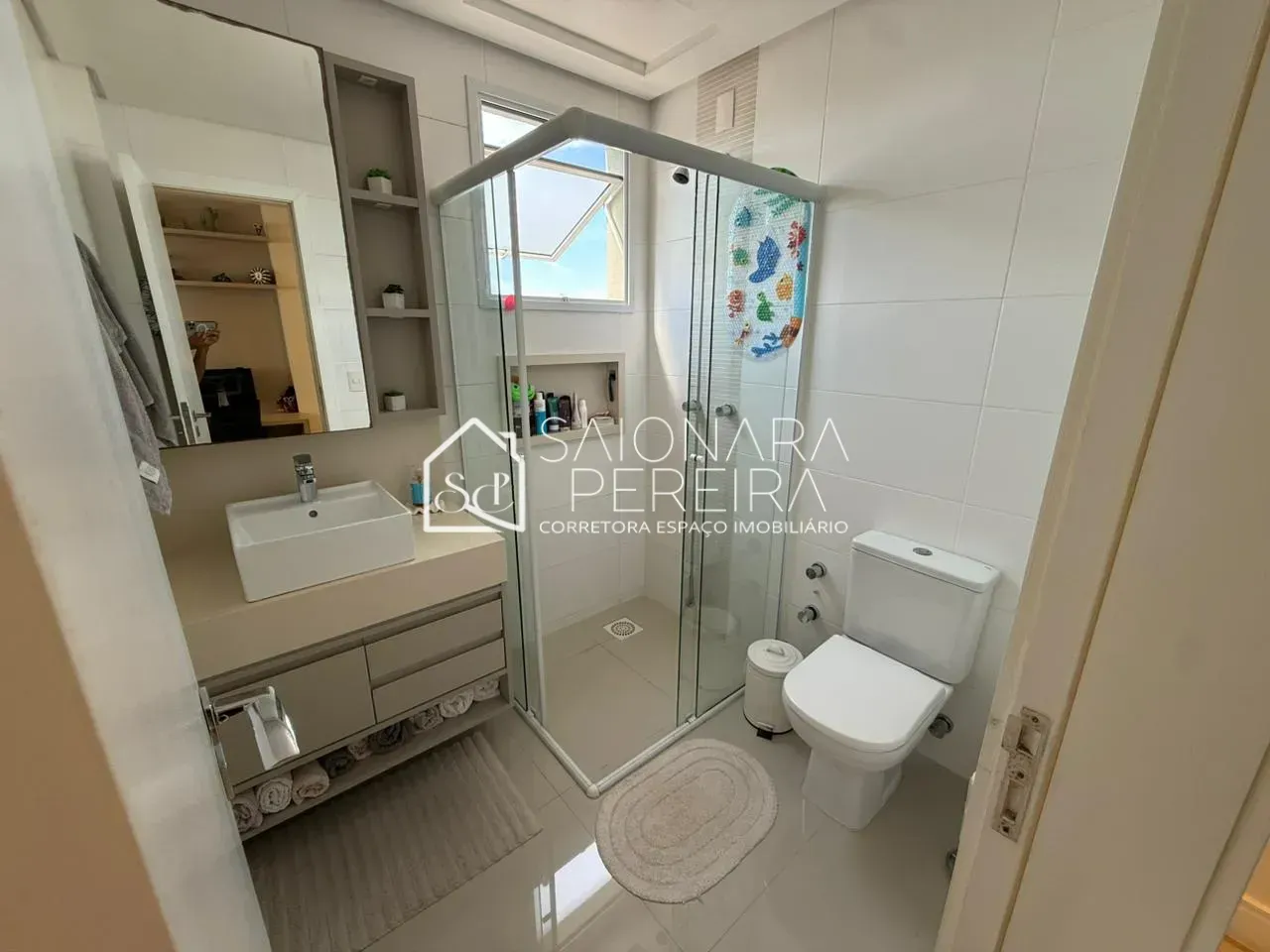 Imagem Apartamento com 3 dormitórios e 2 vagas em Nossa Senhora do Rosário, São José/SC