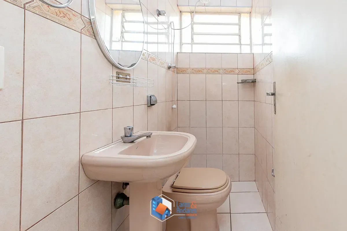 Imagem Sobrado para venda em Jardim Umuarama com 3 quartos, sendo 1 suíte, 396m²