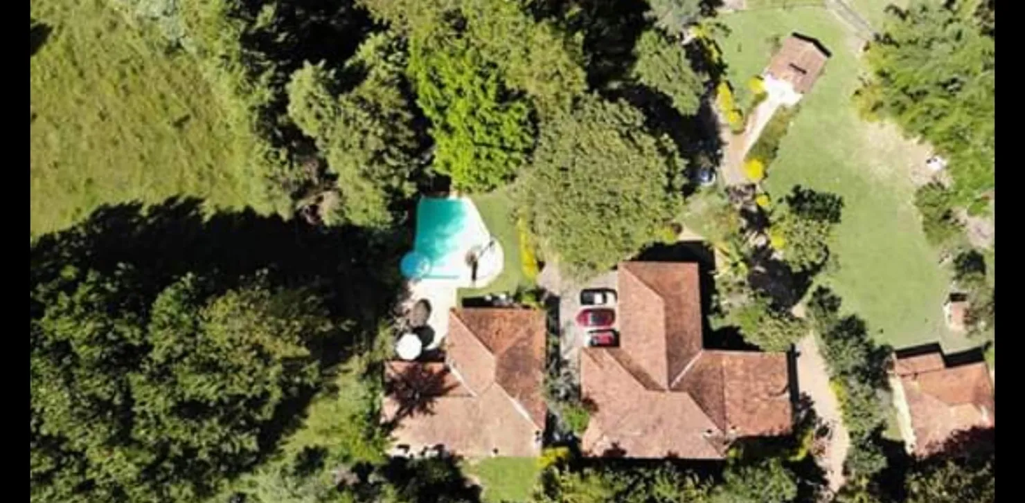 Imagem Chácara à venda 4 Quartos, 1 Suite, 350000M², Zona Rural, Cunha - SP